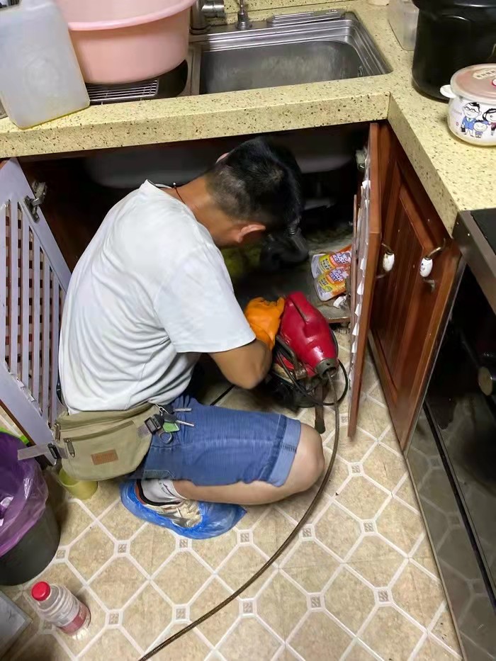 托克逊通下水道